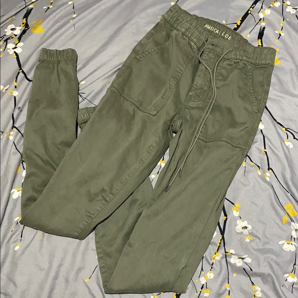 AE High-Waisted Jegging Joggers